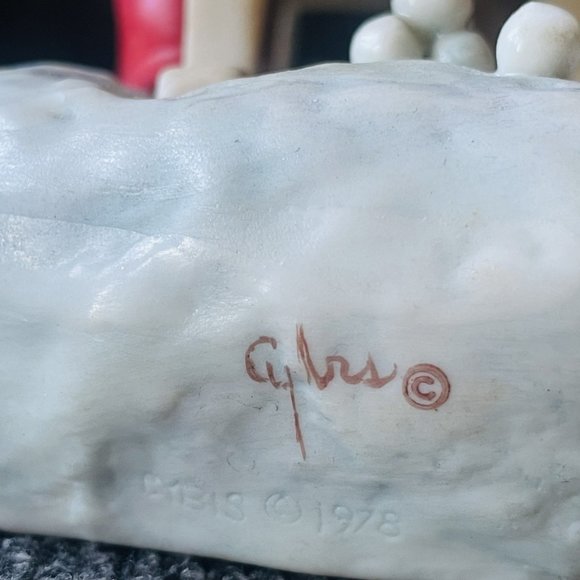 Cybis - Picture 5 of 5